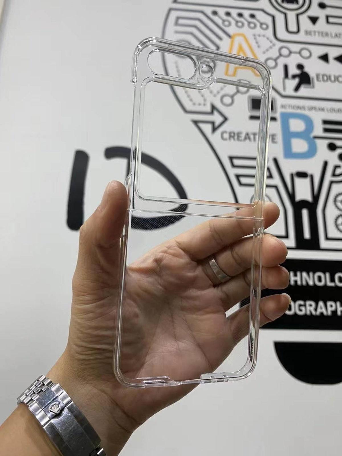 Samsung Galaxy Z Flip5’in Resmi Görselleri Sızdırıldı: İşte Böyle Görünecek