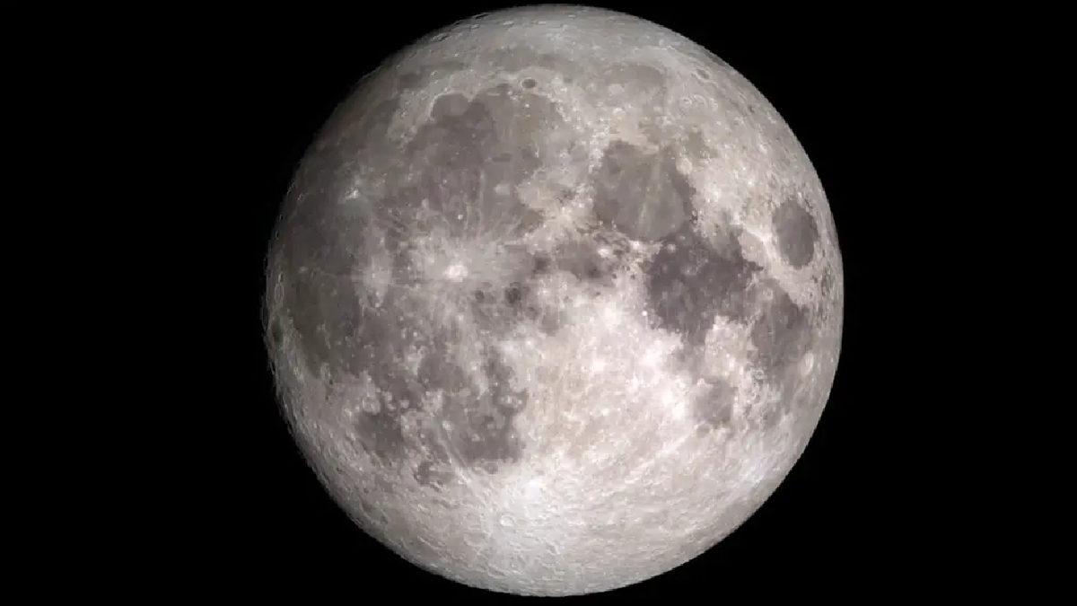 Yüzeyi Taş ve Tozla Kaplı Olan Ay’ın ’Demir Topu’ Gibi Katı Bir Çekirdeğe Sahip Olduğu Keşfedildi