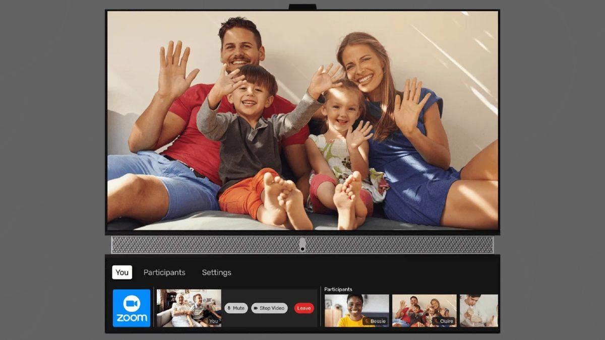 Reklam Gösterme Yarışı Saçma Sapan Bir Noktaya Evrildi: Reklam İzleyin Diye Bedava Televizyon Verilecek!