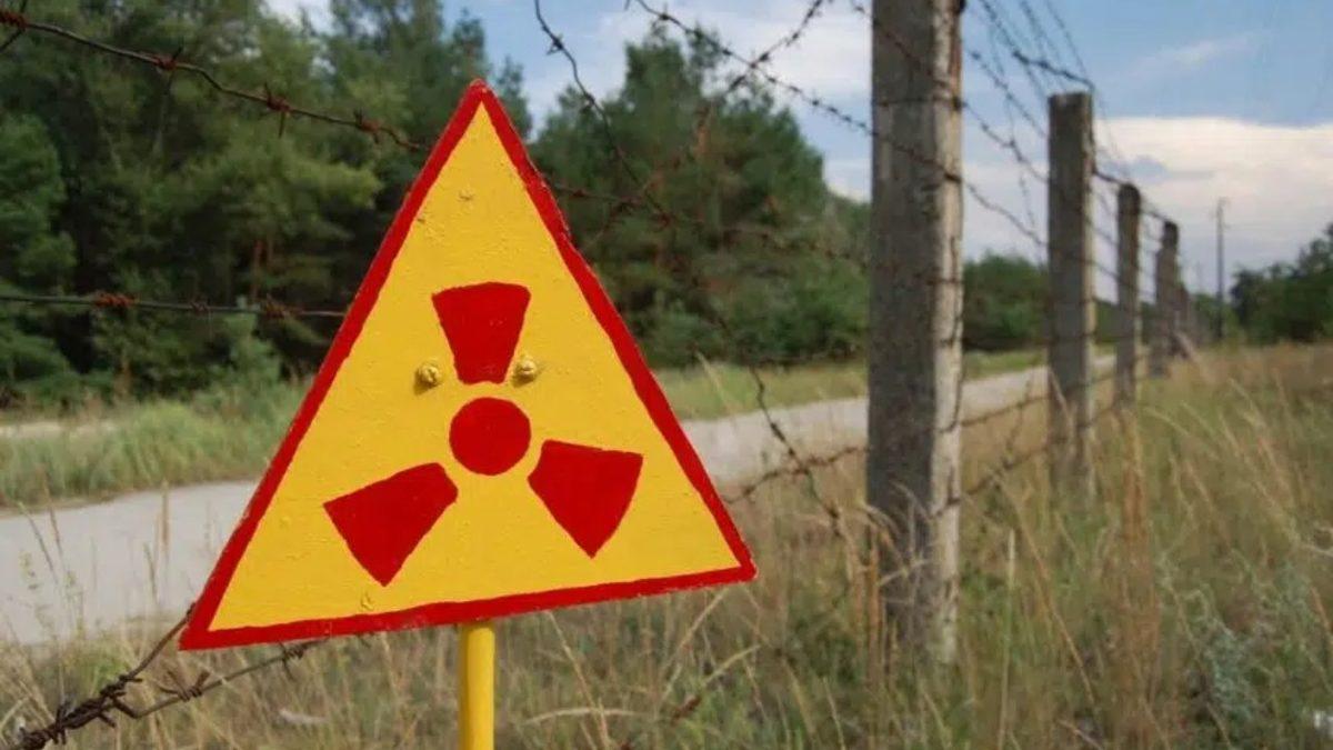 Bu Gölün İçine Girmeyi Bırakın Etrafında Geçirdiğiniz Birkaç Dakika Bile Sizi Öldürebilir: Peki Neden Çok Riskli?