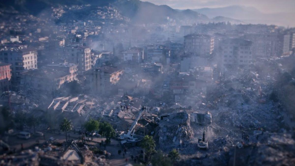 Türkiye’nin Gözde Bilim İnsanları ve Gazetecilerinin Bir Araya Geldiği Deprem Belgeseli Yayınlandı