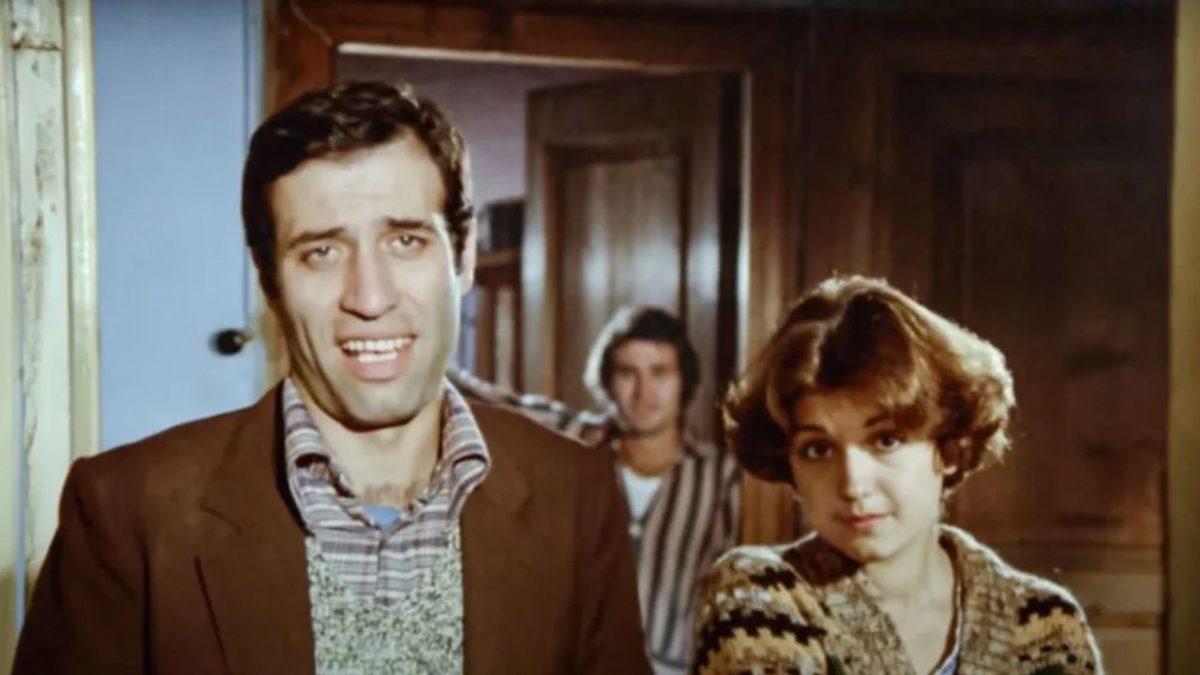 Yeşilçam’dan Tanıdığınız Bu Oyuncunun, Ünlü Olmayı Önemsemeyip Kendini Amerika’da Teknolojiye Adadığı Başarı Hikâyesi