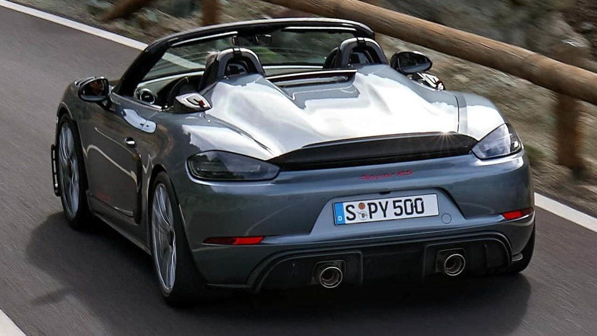 Adeta Oyuncak Araba Gibi Görünen 2024 Porsche 718 Spyder RS Tanıtıldı