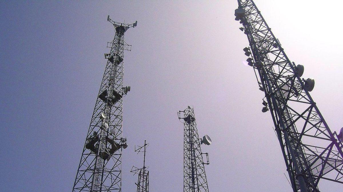 Baz İstasyonlarından Yayılan Dalgalar Sağlığımızı Ne Şekilde Etkiliyor?