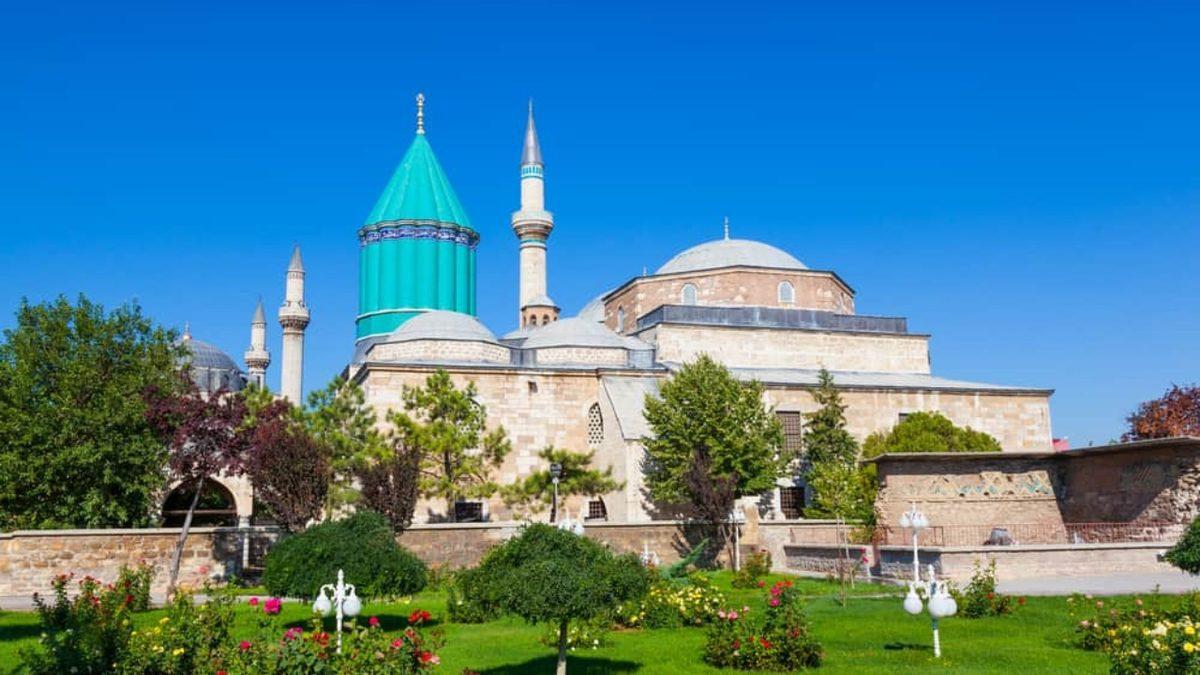 Ne Bu Resimdeki Kişi Mevlânâ’yı Gösteriyor Ne de 