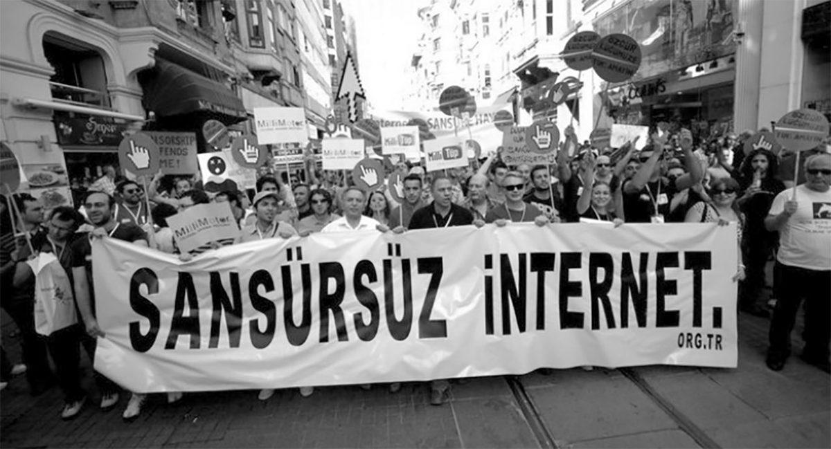 Türkiye’de Daha Önceki Seçimlerde İnternetin Başına Neler Gelmişti?
