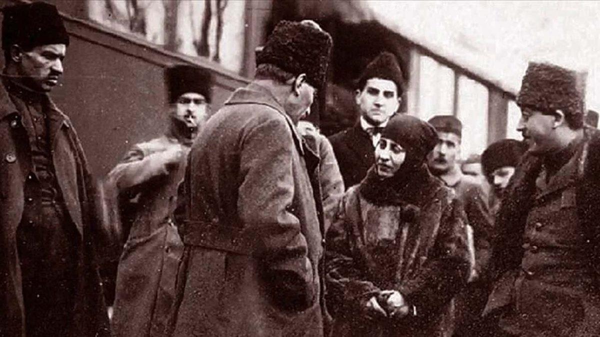 Her Adımı Ders Niteliğinde: Atatürk’ün de Aday Olduğu Türkiye’nin İlk Genel Seçimlerinde Neler Yaşanmıştı?