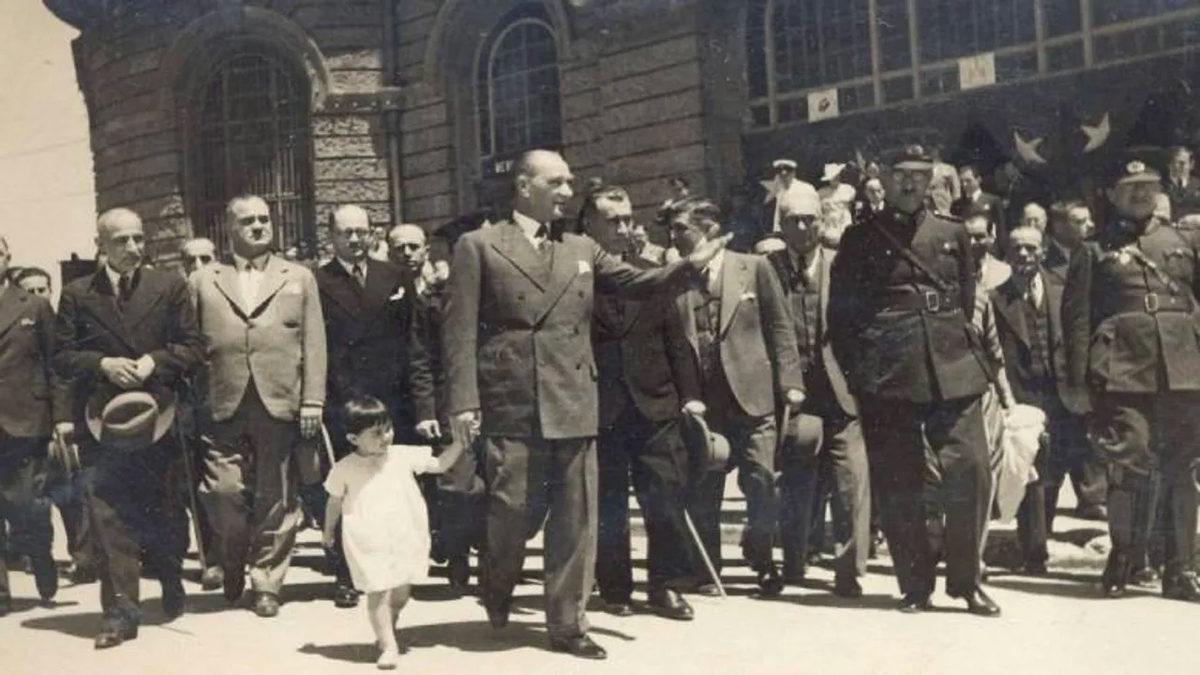 Her Adımı Ders Niteliğinde: Atatürk’ün de Aday Olduğu Türkiye’nin İlk Genel Seçimlerinde Neler Yaşanmıştı?