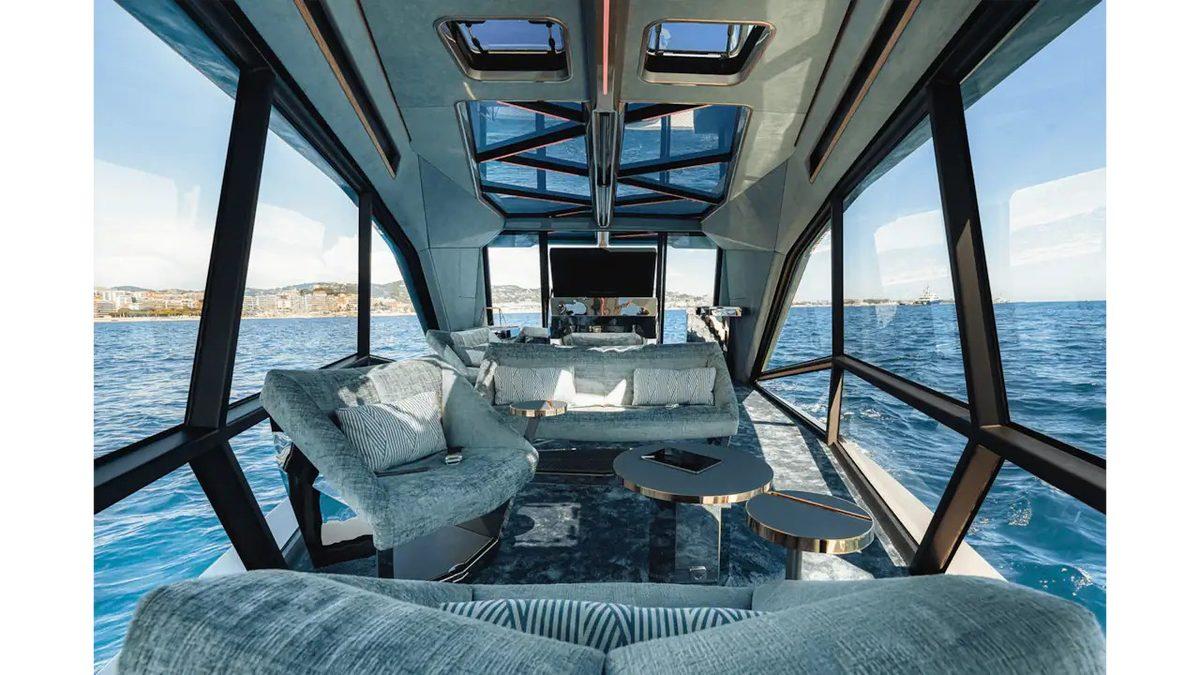 BMW, Hans Zimmer İmzalı Ultra Konforlu Elektrikli Deniz Aracını Tanıttı: THE ICON