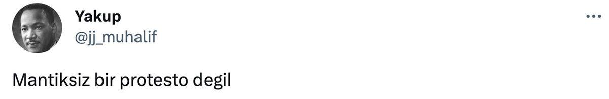 İklim Aktivistlerinden Yeni Örnek(!) Davranış: Fosil Yakıta Karşı Tarihi Çeşmeden Akan Suyu Siyaha Boyadılar!