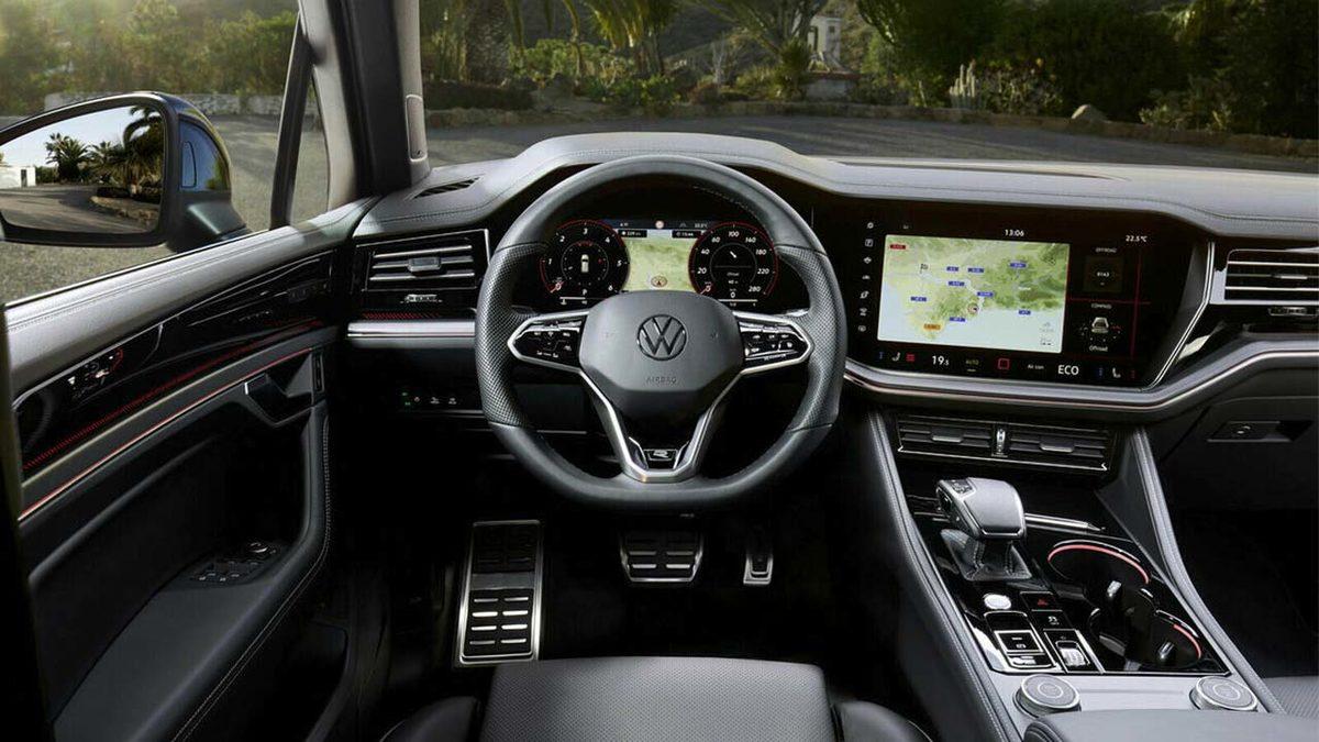 Yepyeni Özelliklerle Donatılan Makyajlı Volkswagen Touareg Tanıtıldı
