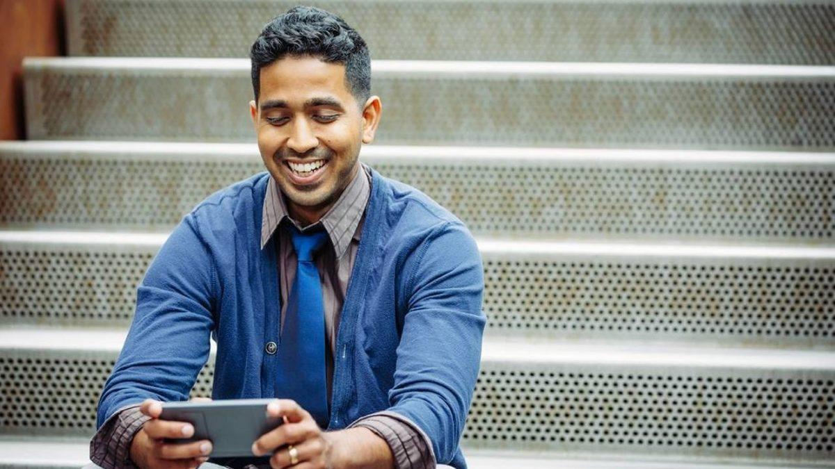 Diğer Ülkelerde Nasıl Random Atılıyor? Hanslar, Hankeller Öyle Bizim Gibi ‘asdfghjkl’ Yazmıyor