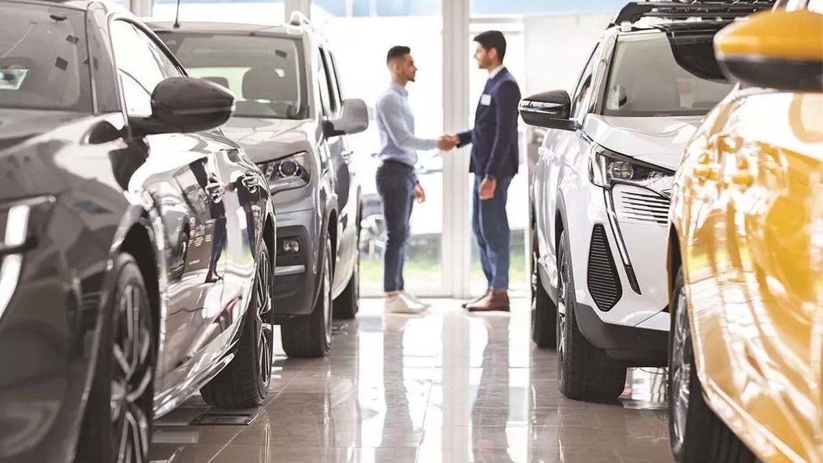 Elden Para İsteyen 4 Otomotiv Bayisine Toplam 17.8 Milyon TL Ceza Kesildi