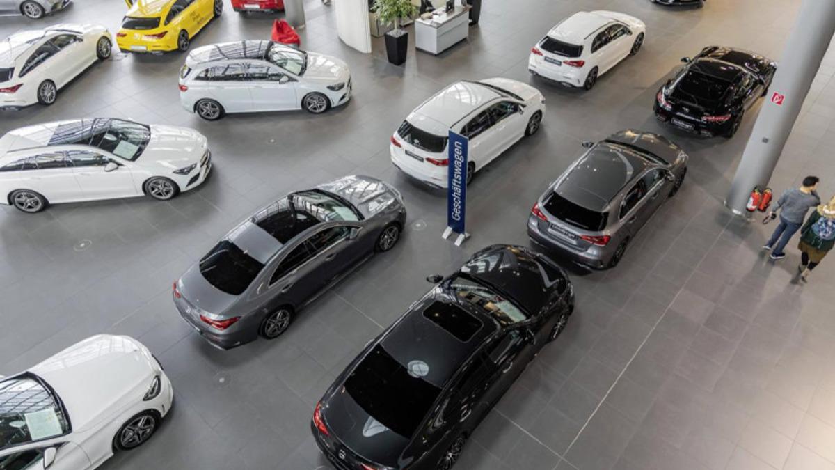 Elden Para İsteyen 4 Otomotiv Bayisine Toplam 17.8 Milyon TL Ceza Kesildi