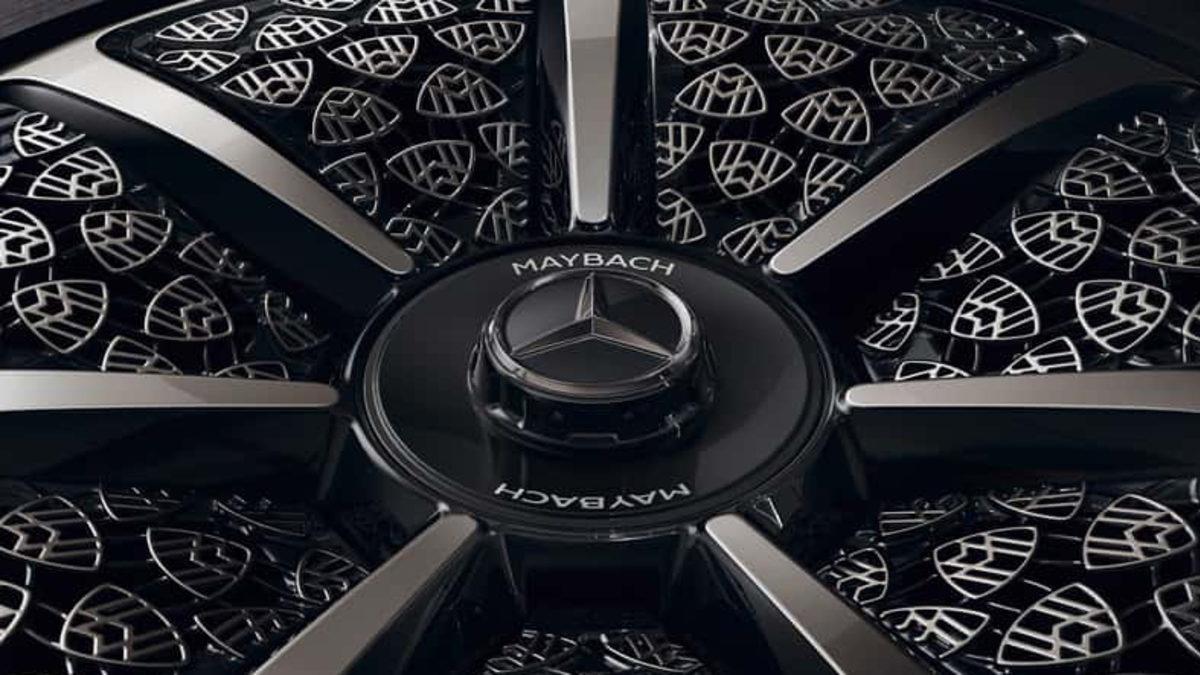 Mercedes-Maybach, ‘Gece Serisi’ Paketini Duyurdu: James Bond Filmlerinden Fırlamış Gibi