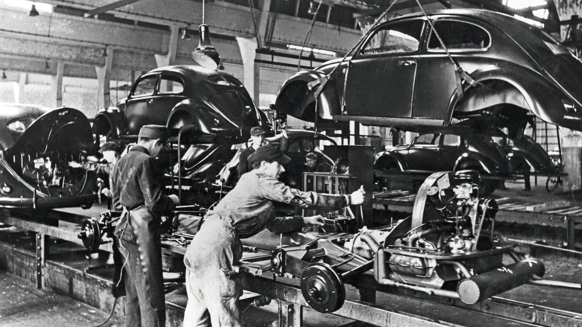 Bünyesinde Audi, Bugatti, Porsche Gibi Markaları Bulunduran Volkswagen Nasıl Bu Kadar Devleşti?