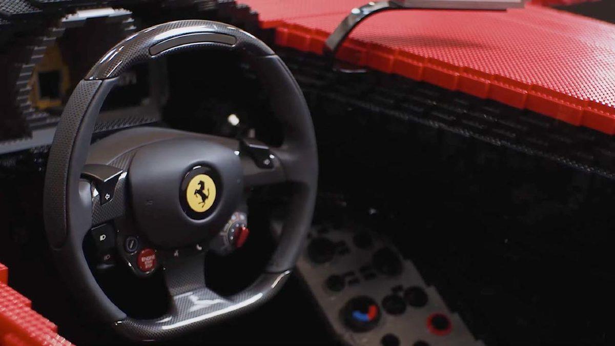Ferrari’nin Sanat Eseri Arabası Monza SP1, 383 Bin LEGO Parçasıyla Bire Bir İnşa Edildi [Video]