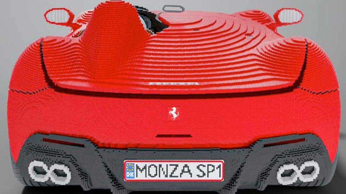 Ferrari’nin Sanat Eseri Arabası Monza SP1, 383 Bin LEGO Parçasıyla Bire Bir İnşa Edildi [Video]