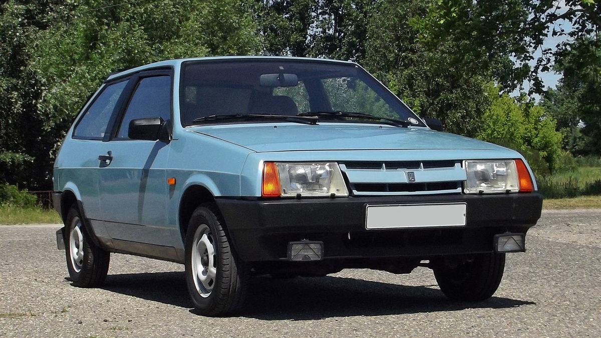 Adeta Bu Araba Modellerinin İçinde Dinlensin Diye Bestelenmiş 14 Şarkı