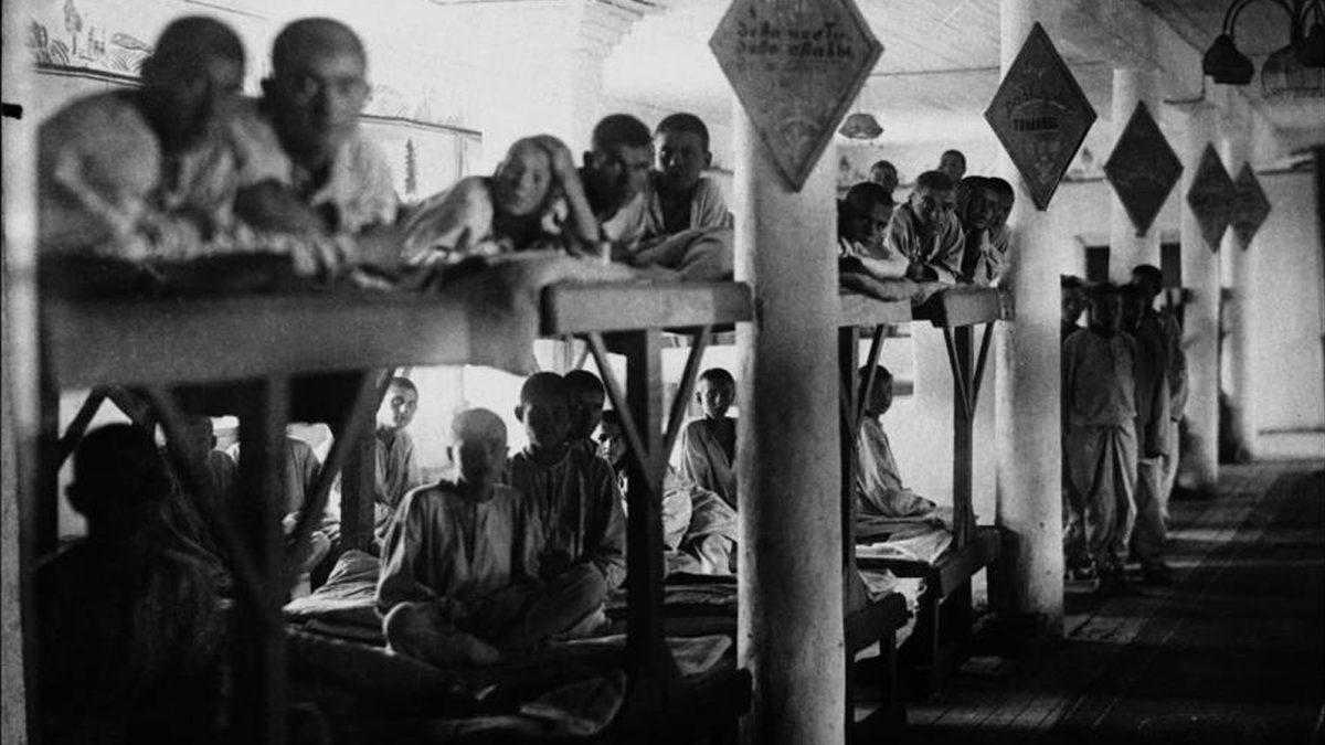 Sovyet Diktatörlüğünde Muhaliflerin Tutuklanıp Gönderildiği 