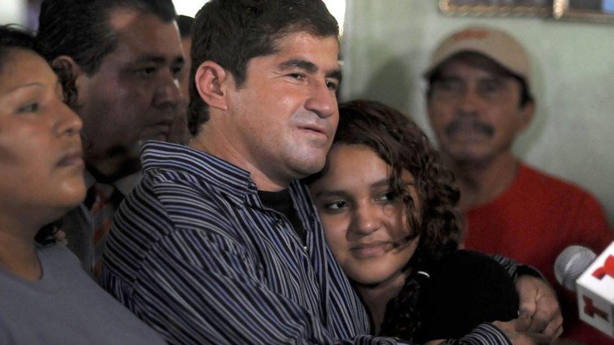 438 Gün Boyunca Okyanusta Mahsur Kalıp Eliyle Tuttuğu Balıklarla Beslenen Adamın Duyunca Kulaklarınıza İnanamayacağınız Hikâyesi