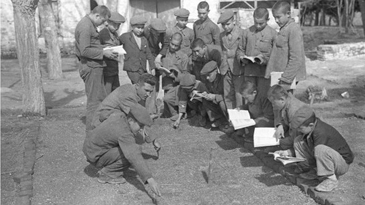 Aydın İnsanlar Yetiştiren Köy Enstitüleri Günümüzde Hâlâ Var Olsaydı Neler Olurdu?