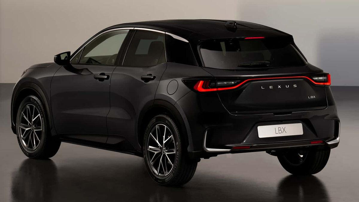 Lexus’un En Küçük Otomobili LBX, Türkiye’ye Geldi: İşte Fiyatı!