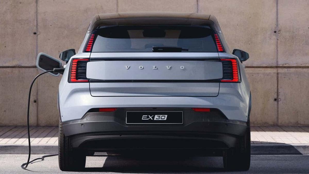 Volvo EX30’un Türkiye Fiyatı Açıklandı (Bu Fiyatla Tesla Model Y’ye Rakip Olur)