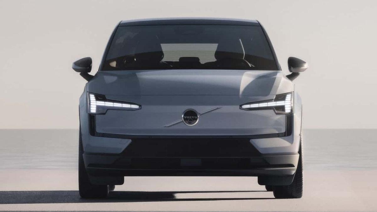 Volvo EX30’un Türkiye Fiyatı Açıklandı (Bu Fiyatla Tesla Model Y’ye Rakip Olur)