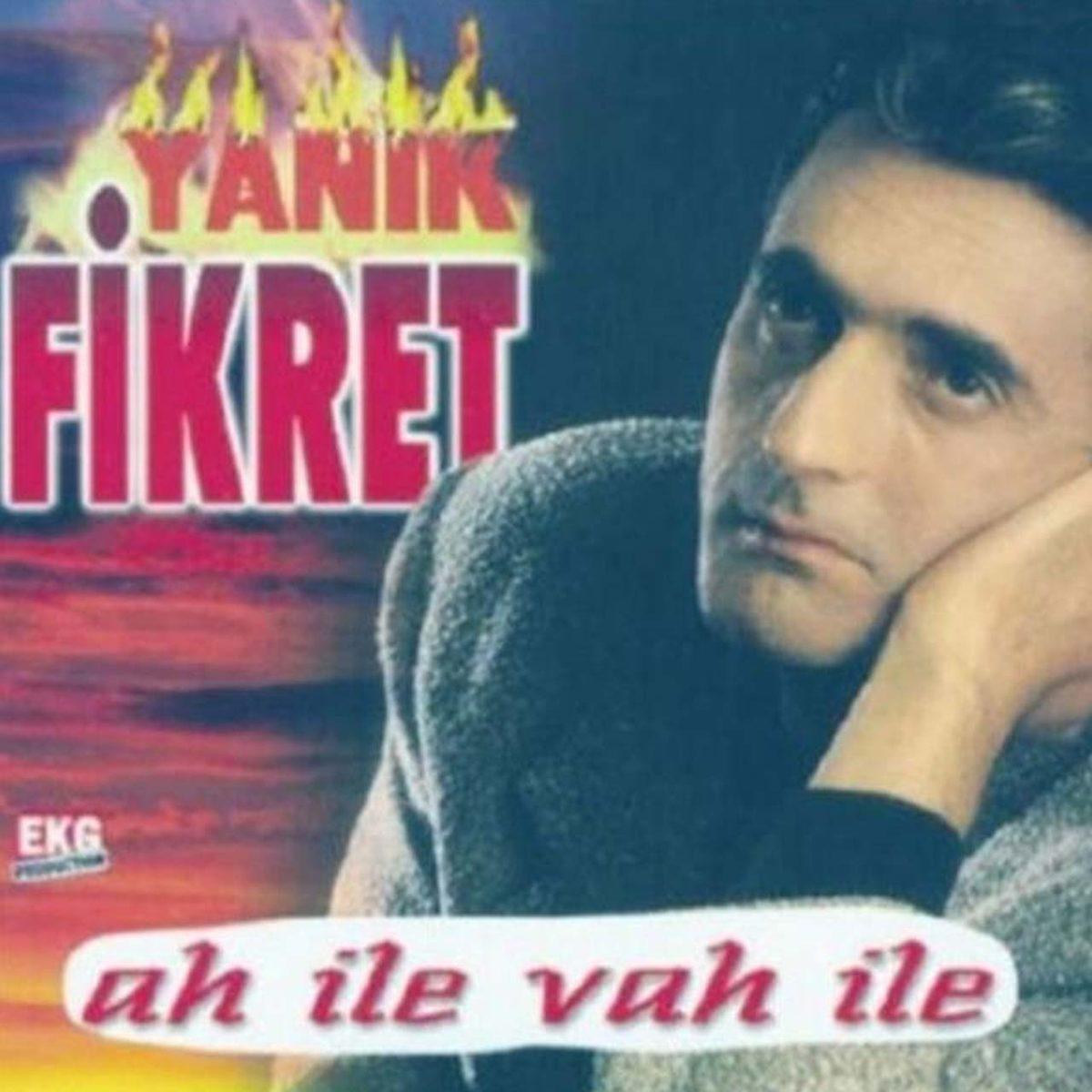 Türk Sanatçıların Birbirinden Absürt Albüm Kapaklarını Photoshop’un Yapay Zekâ Aracıyla Yeniden Tasarladık!