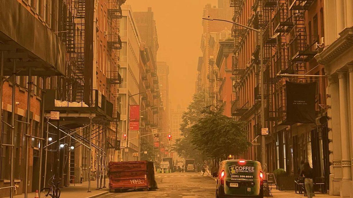 New York, Distopik Filmlere Döndü! Gökyüzü Yangın Nedeniyle Turuncuya Büründü