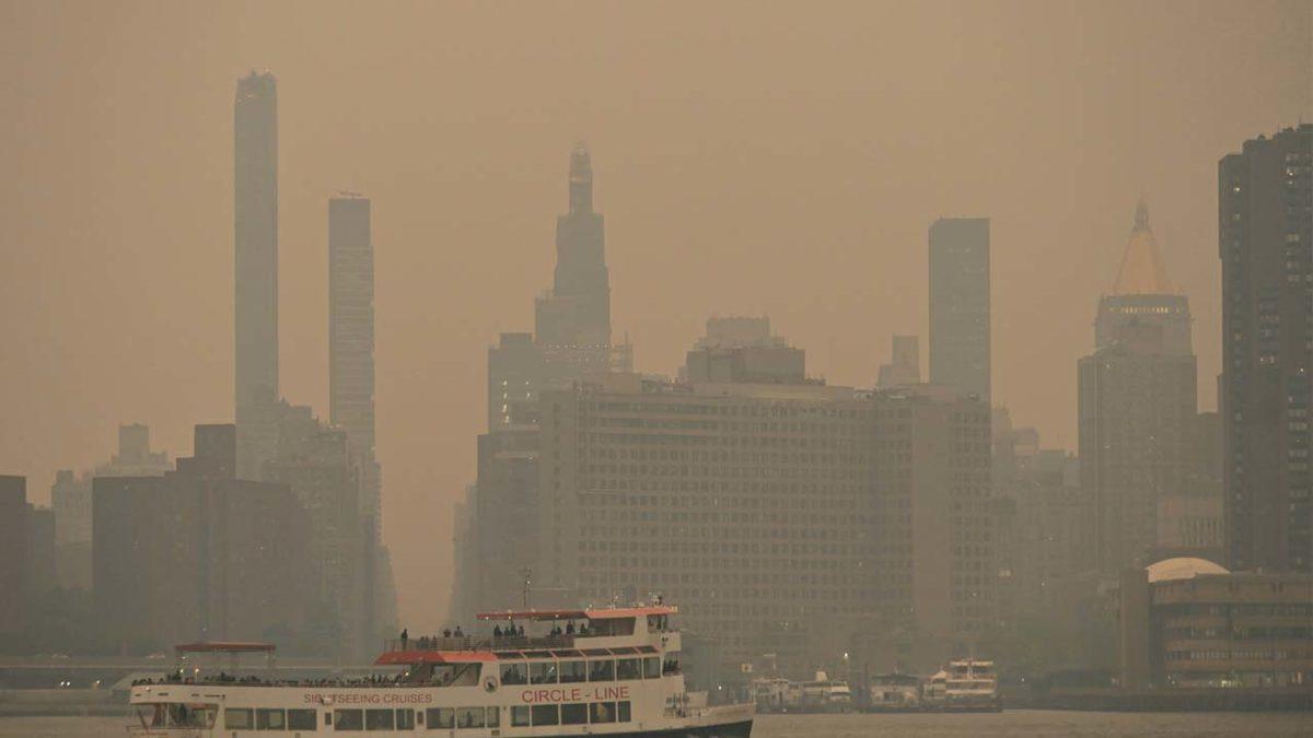 New York, Distopik Filmlere Döndü! Gökyüzü Yangın Nedeniyle Turuncuya Büründü