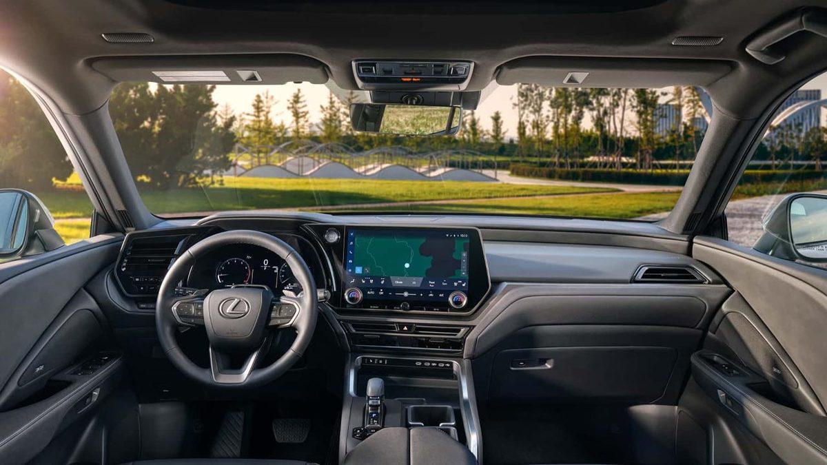 Lexus, İkisi de Birbirinden Kalıplı Yeni SUV’ları 