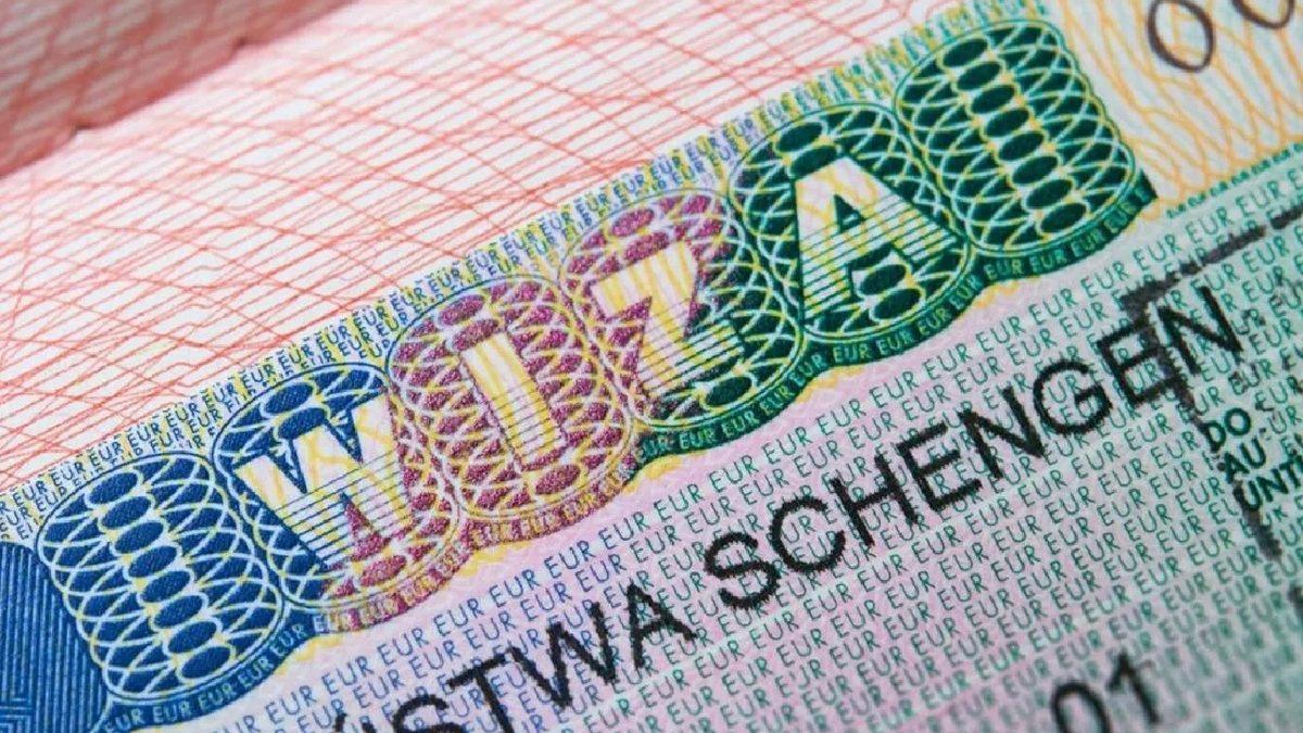 Fatih Altaylı, Türklere Neden Daha Az Vize Verildiğini Açıkladı