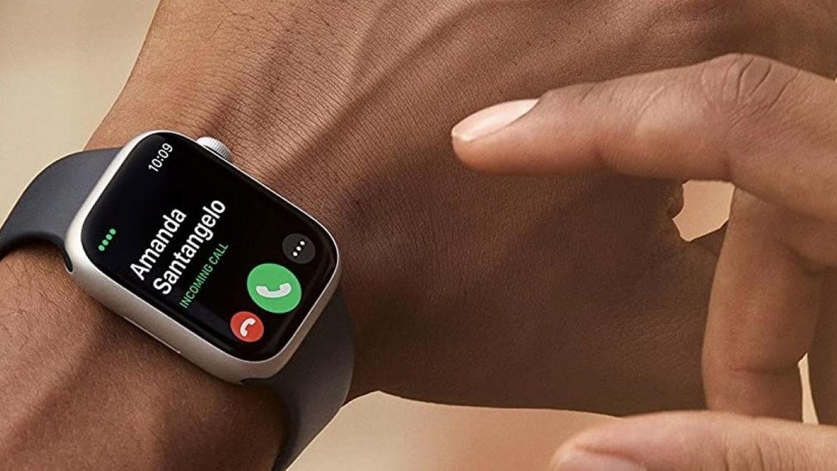 Akıllı Saat ve Akıllı Bileklik Karmaşasına Son Veriyoruz: Farkları Neler, Hangisi Alınmalı?