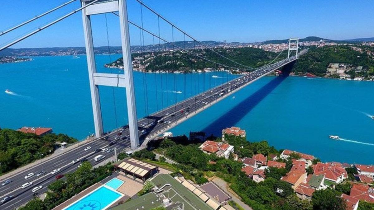 Bayramda Hangi Otoyol ve Toplu Taşıma Araçlarının Ücretsiz Olacağı Açıklandı