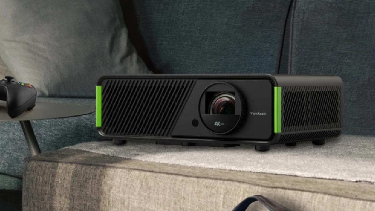 İlk Defa Xbox’a Özel Tasarlanmış Bir Projeksiyon Cihazı Üretildi