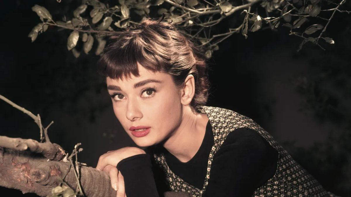 Kariyerini Oscar Ödülü ile Taçlandıran Amerikan Sinemasının Efsane Güzeli Audrey Hepburn’ün En İyi 10 Filmi