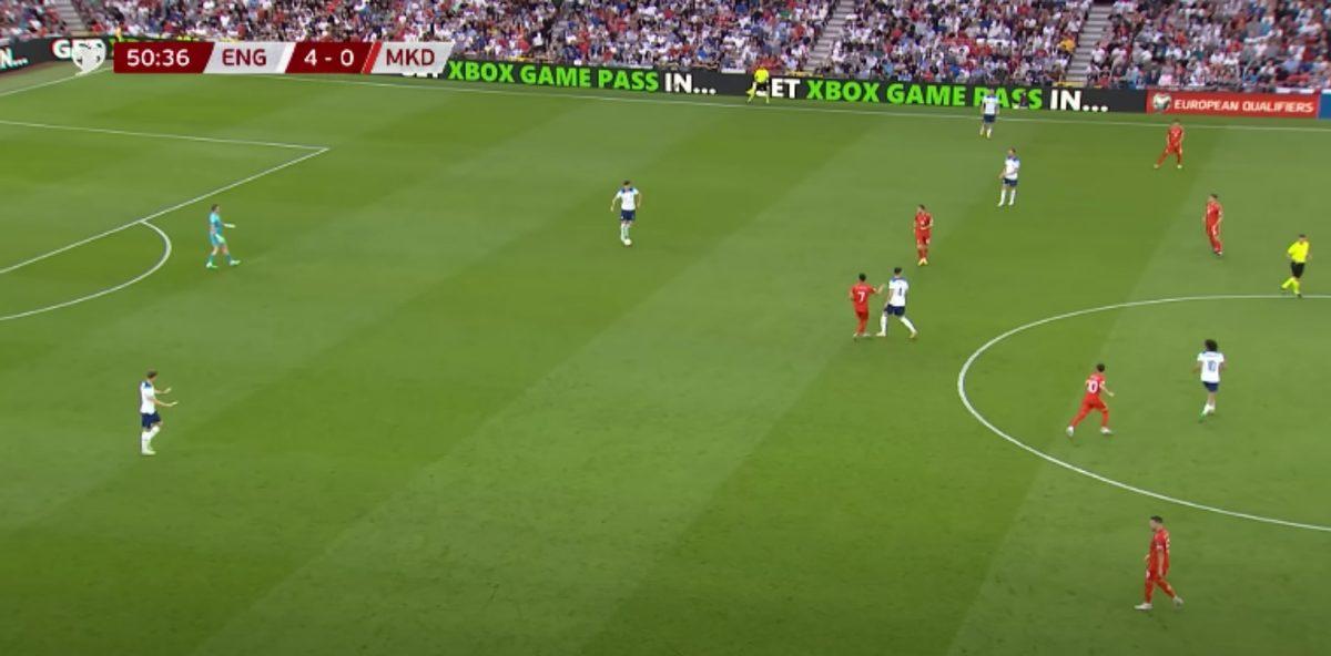 İTİRAF EDİN, FARK ETMEDİNİZ: Microsoft, Futbol Maçının Reklam Panosunda Ücretsiz Game Pass Kodu Dağıttı