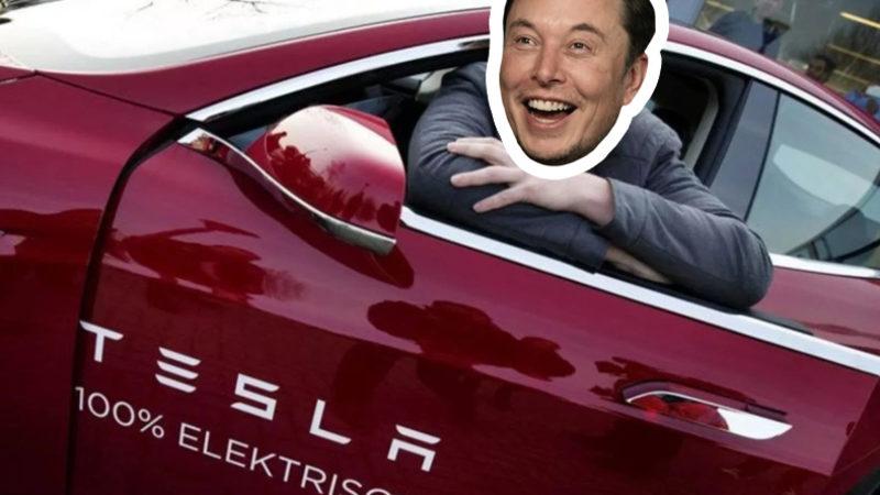 Tesla Otomobillerde Elon Musk’a Özel Sürüş Modu Olduğu Ortaya Çıktı (Adam Patron Olmanın Tüm Avantajlarını Kullanıyor)