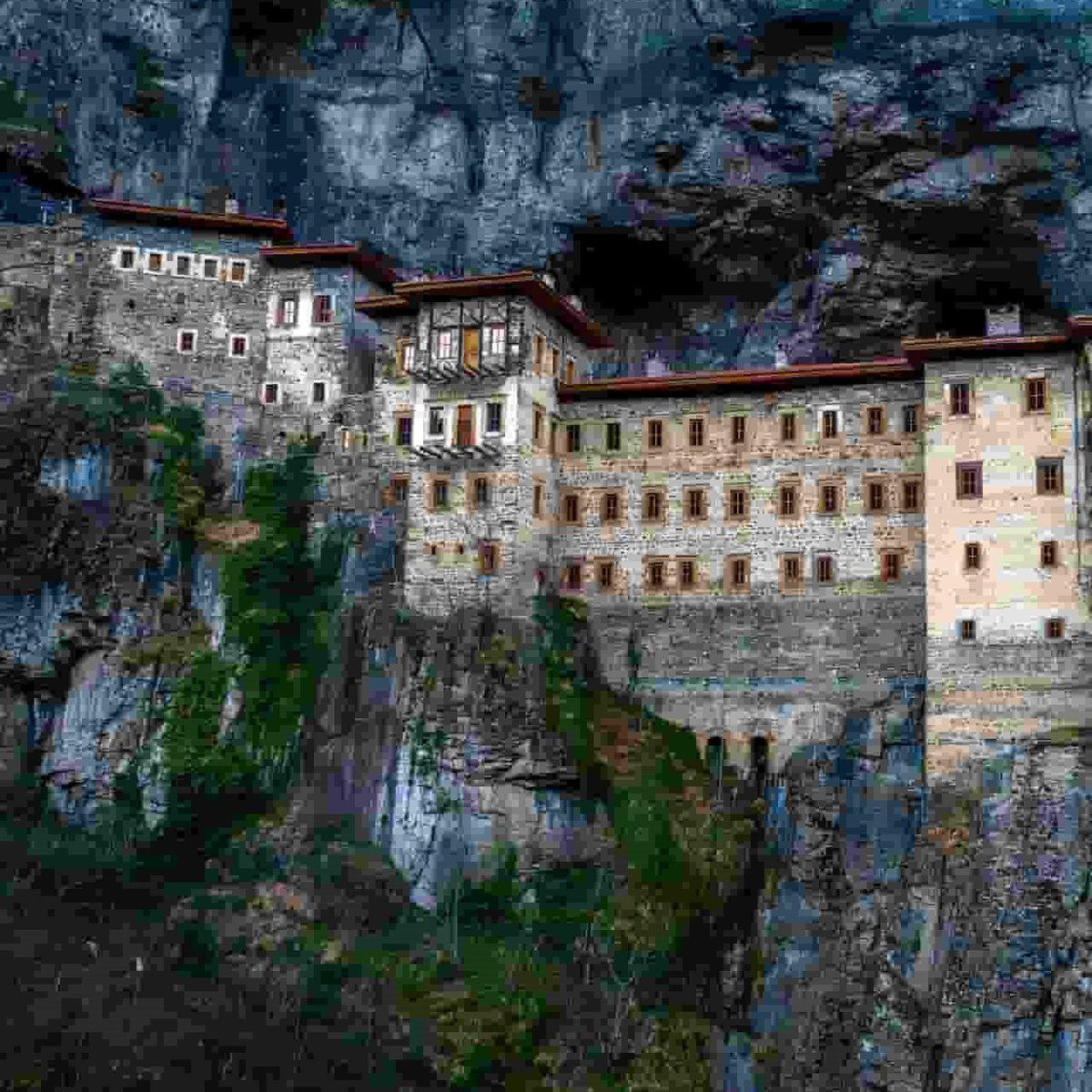 Ülkemizin Eşsiz Tarihi Yapıları Günümüz Belediyeleri Tarafından İnşa Edilmiş Olsaydı Nasıl Görünürlerdi?