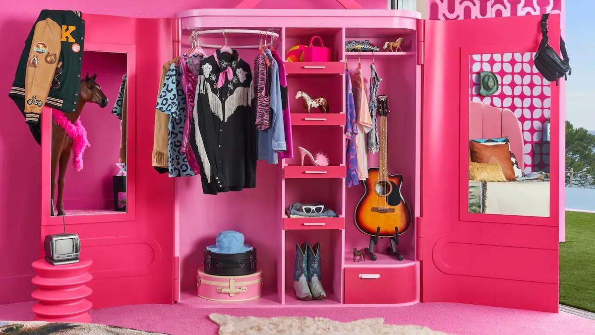 Barbie’nin Uğruna Pembe Boya Stoğu Biten Rüya Evi, Gerçek Hayatta İnşa Edildi: İki Gün Ücretsiz Kalınabilecek!