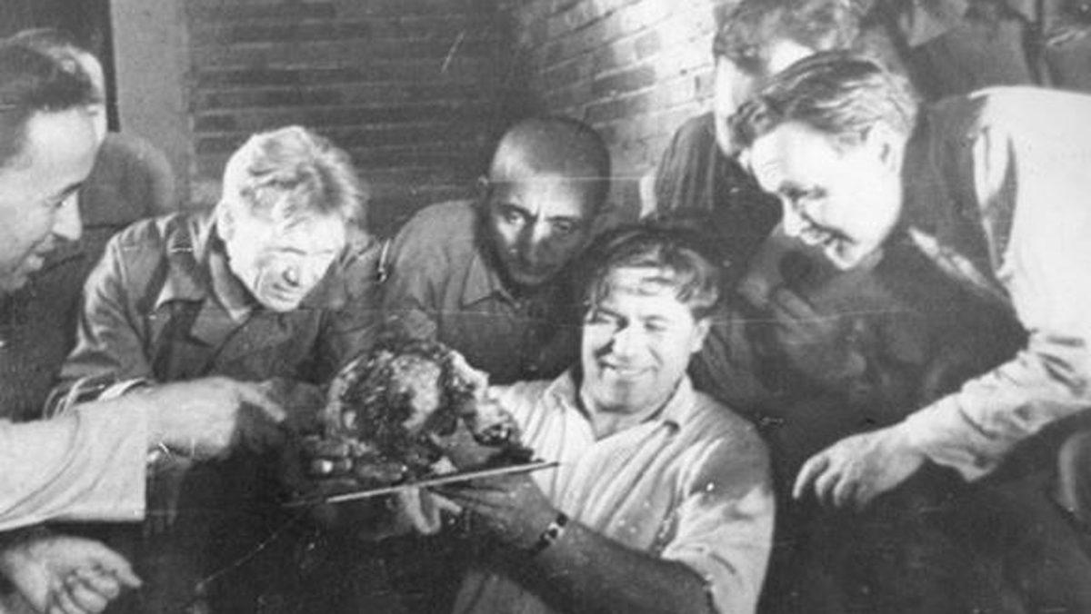 Mezarı Açıldığında Bir Lanetin Başlayacağına İnanılan Timur’un Kafatası Hangi Amaçla Çıkarılmıştı?