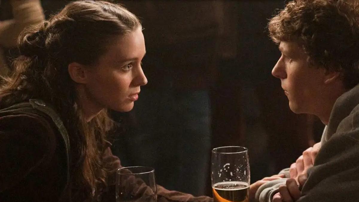 Gerçek Hikâyelerden Uyarlanan Bu Film, Dizi ve Belgeselleri İzlediğinizde Oyun ve Teknoloji Dünyasına Olan Bakış Açınız Genişleyecek