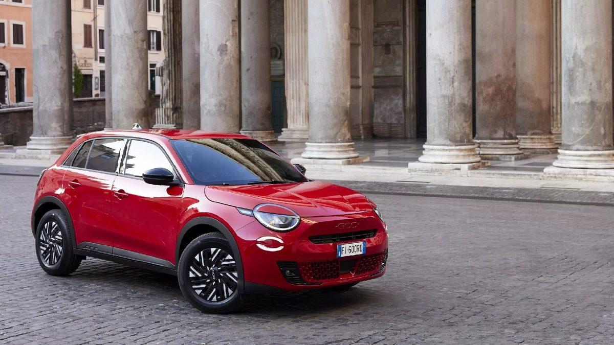 Fiat, Yeni Elektrikli Otomobili 600e’yi Tanıttı: İşte Özellikleri ve Fiyatı