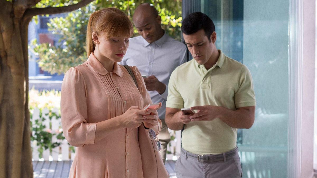 Black Mirror Dizisinin Öngördüğü ve Günümüzde Örneklerini Görmeye Başladığımız Teknolojik Gelişmeler