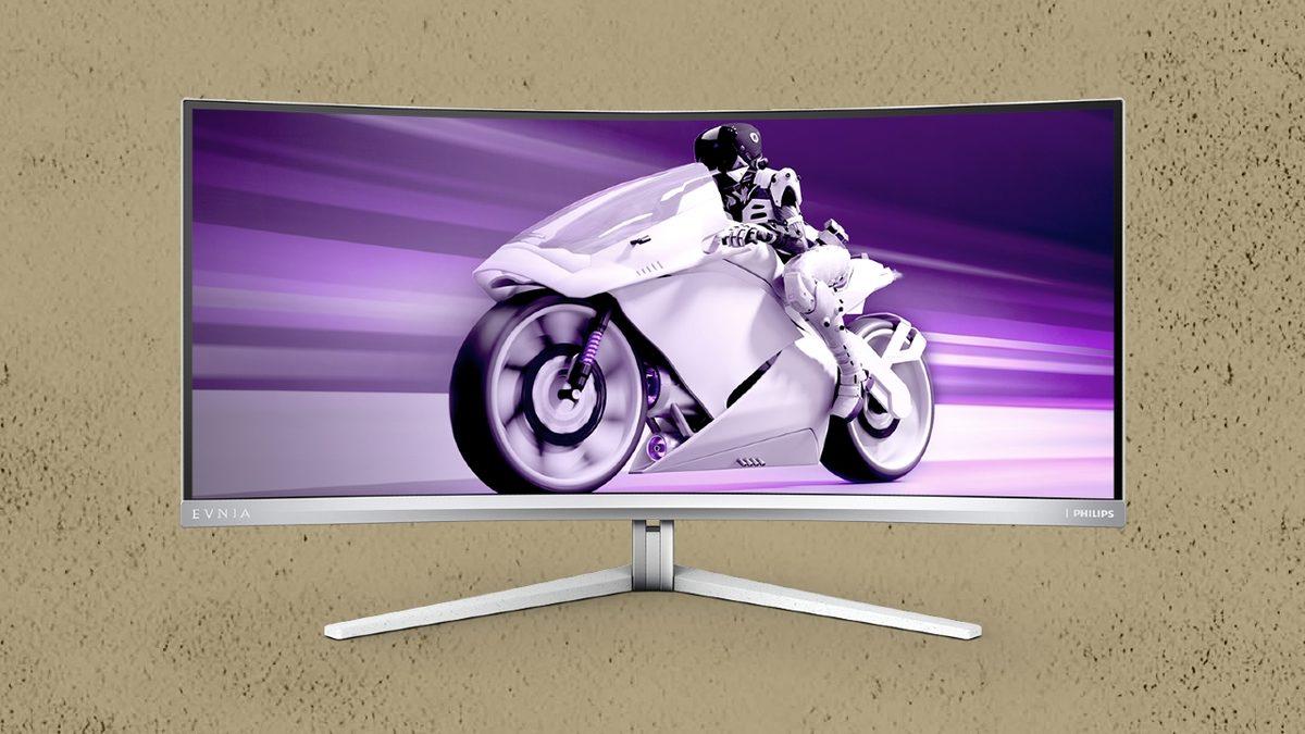 Philips ve AOC, Her Türden Kullanıcının İhtiyaçlarını Karşılayacak En Yeni Monitörlerini Tanıttı