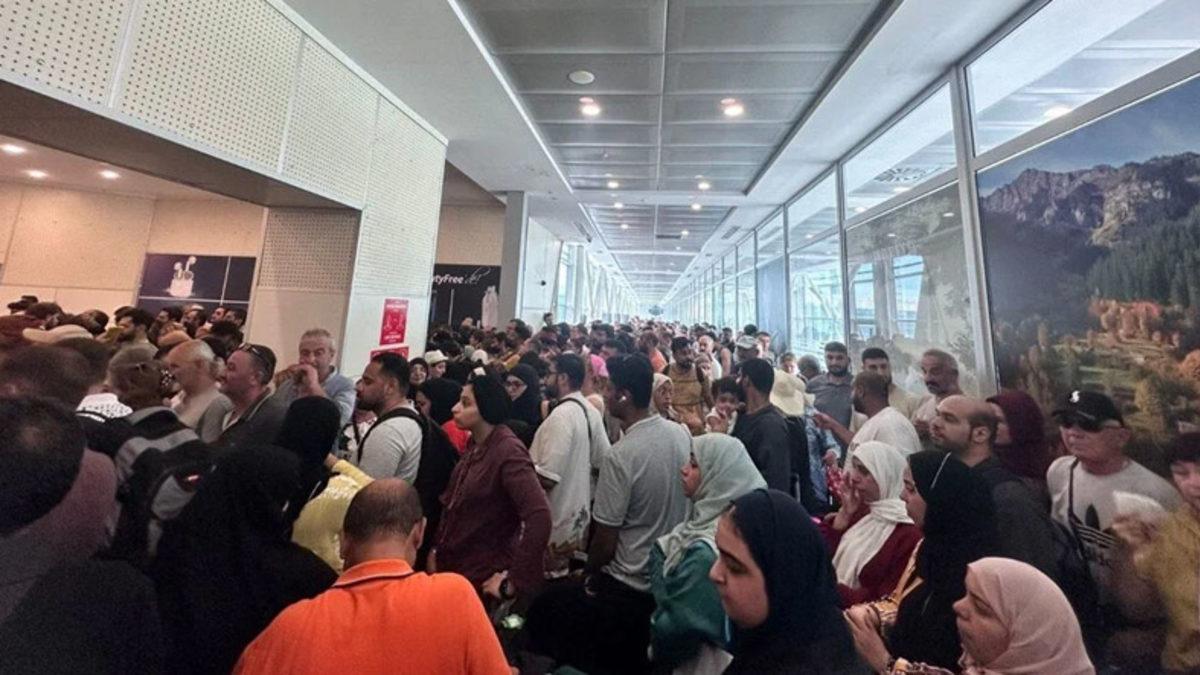 IMEI Kayıt Ücretine Gelen Zamdan Sonra Vatandaşlar, Sınır Kapılarına Hücum Etti