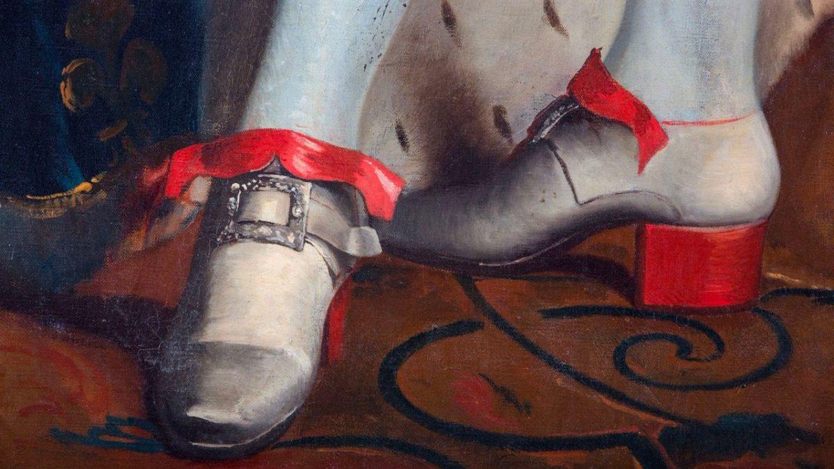 Bir Zamanlar Erkek Modasına Yön Veren Topuklu Ayakkabılar, Ne Oldu da Şimdilerde Kadınların Vazgeçilmezi Haline Geldi?