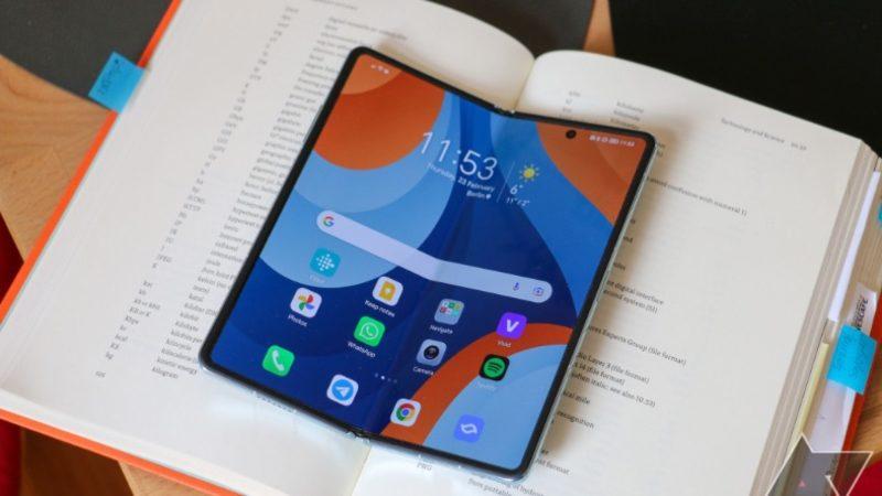 Honor, En İnce Katlanabilir Telefonu Magic V2’yi Tanıttı: İşte Fiyatı ve Özellikleri